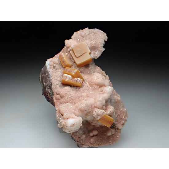 Wulfenite