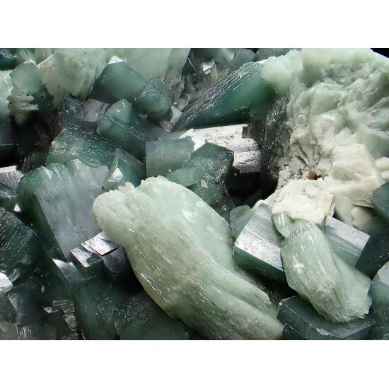 Apophyllite Stilbite & Celadonite