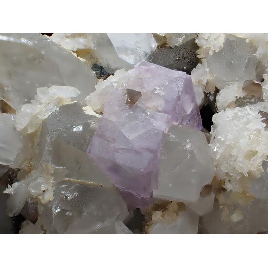 Fluorite Scheelite Quartz & Arsenopyrite