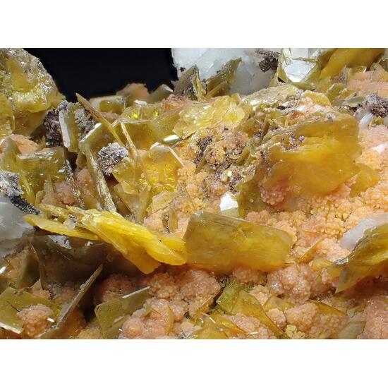 Wulfenite Mimetite & Baryte