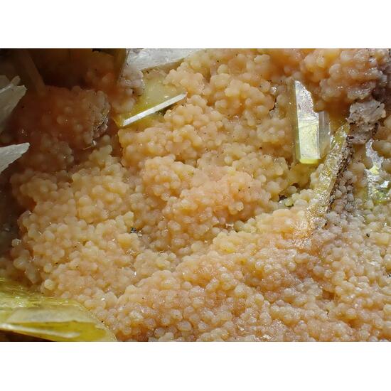 Wulfenite Mimetite & Baryte