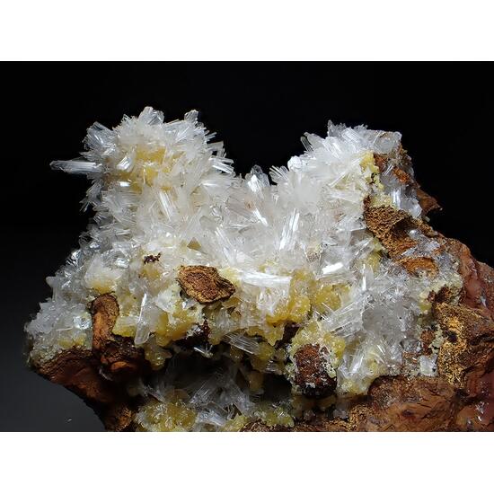 Mimetite & Hemimorphite
