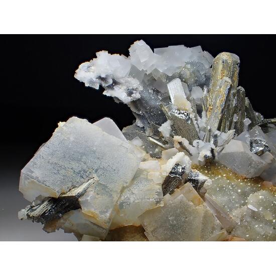 Fluorite Stibnite & Quartz