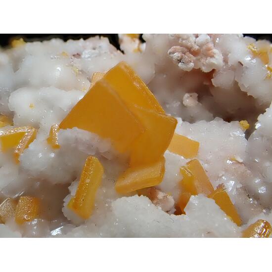 Wulfenite & Calcite