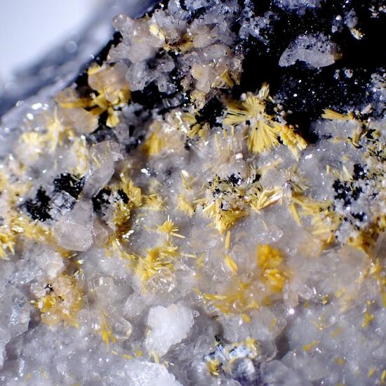 Boltwoodite & Fluorite