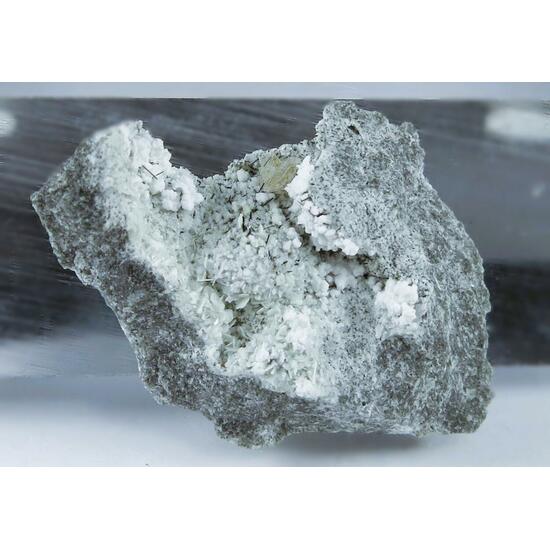 Fluorapophyllite-(K)