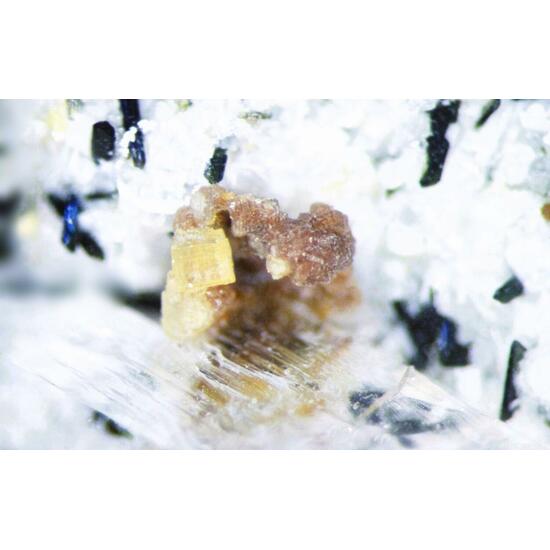 Hilairite & Labuntsovite