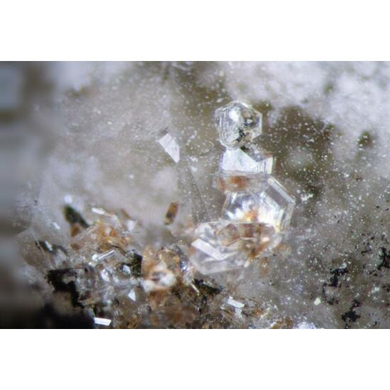 Unnamed (Na-Mg-Mn Oxide) & Catapleiite