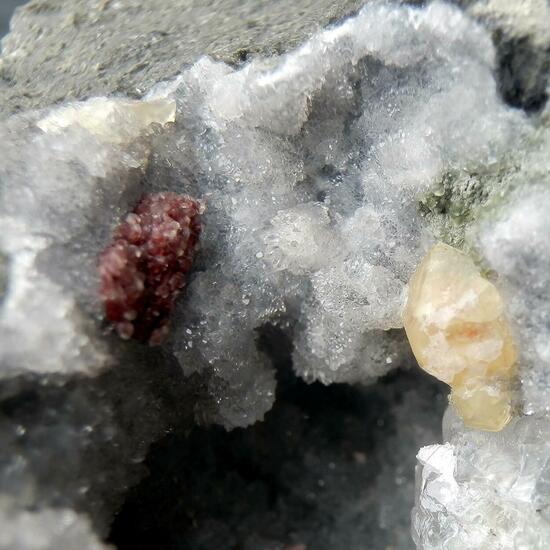 Epistilbite & Chabazite Var Phacolite