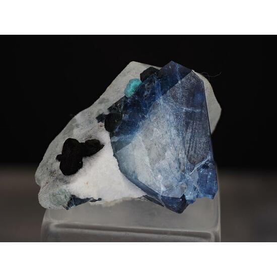 Benitoite & Djurleite