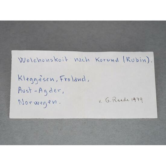 Ruby & Chromium Montmorillonite