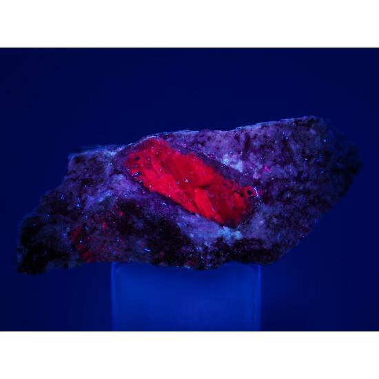 Ruby & Chromium Montmorillonite