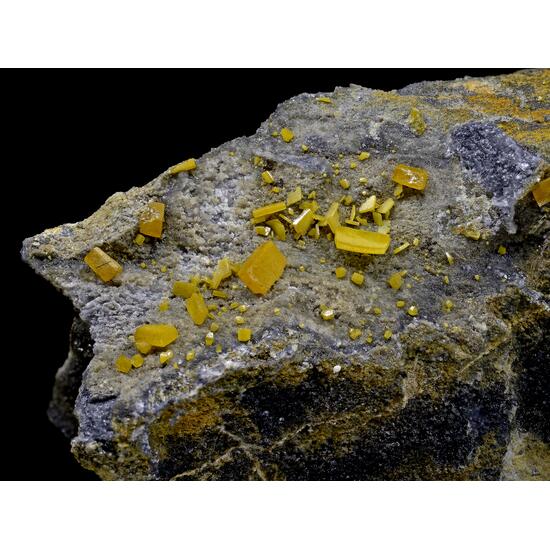 Wulfenite