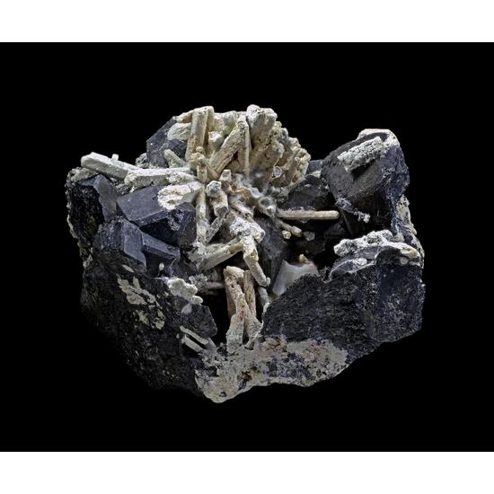 Nepheline & Schorlomite