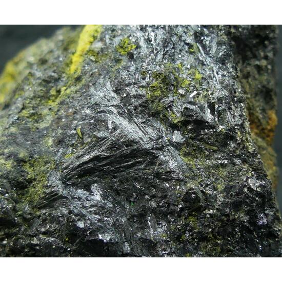 Oxyplumboroméite & Stibnite