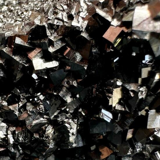 Bixbyite & Manganite