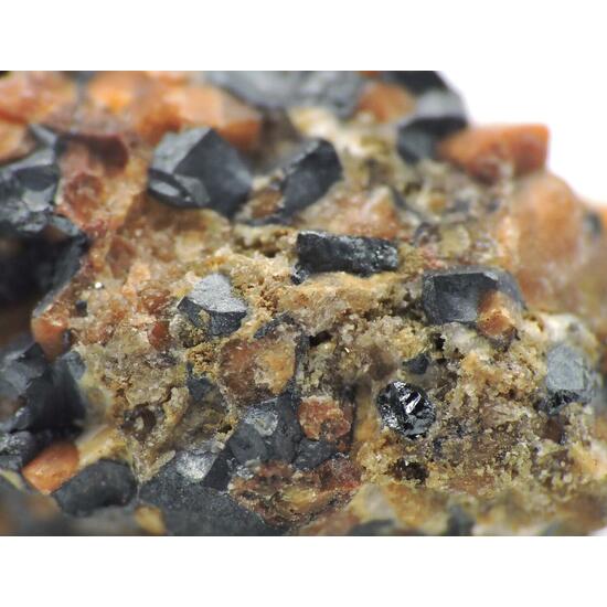 Pyroaurite