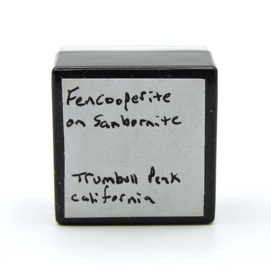 Fencooperite On Sanbornite