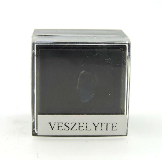 Veszelyite