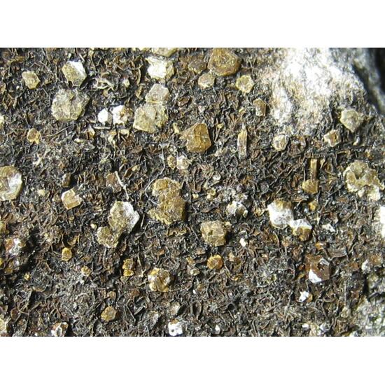 Hausmannite & Sodalite