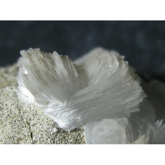 Thomsonite-Ca