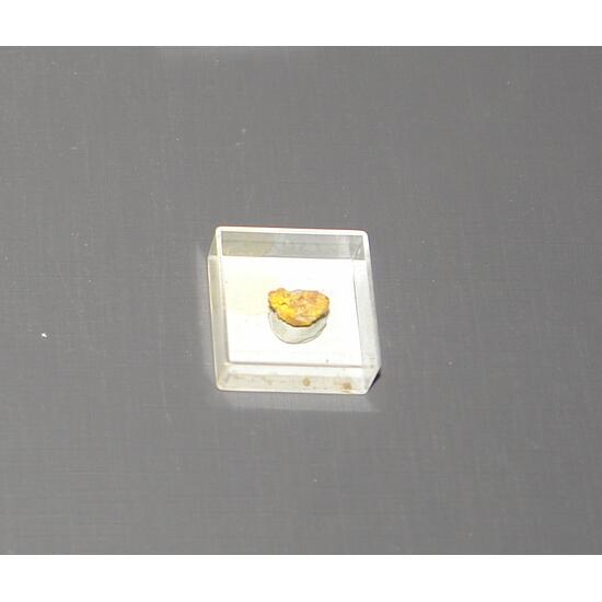 Uzonite & Alacránite