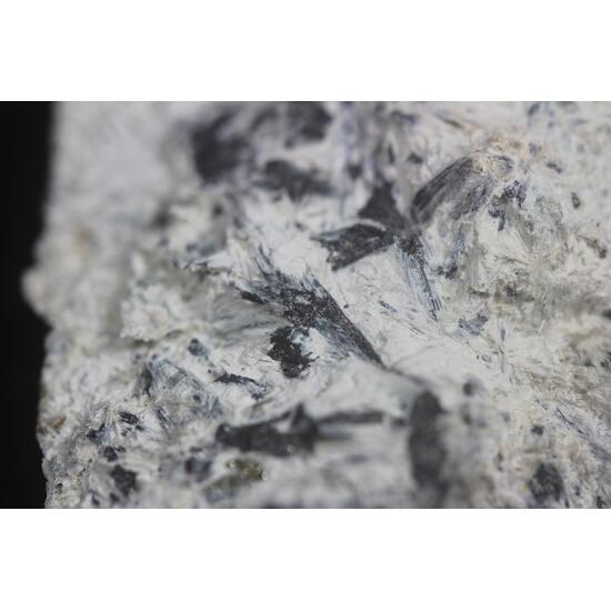 Szaibélyite & Ludwigite