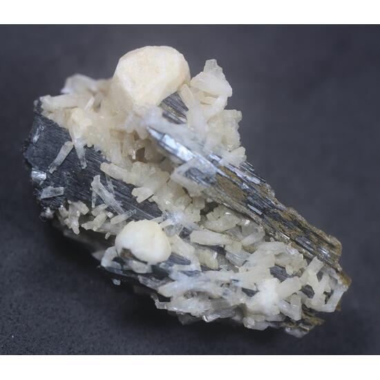 Natrolite Analcime & Aegirine