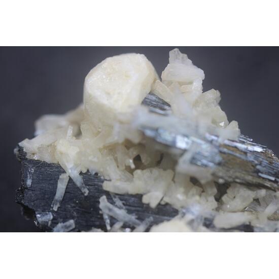 Natrolite Analcime & Aegirine