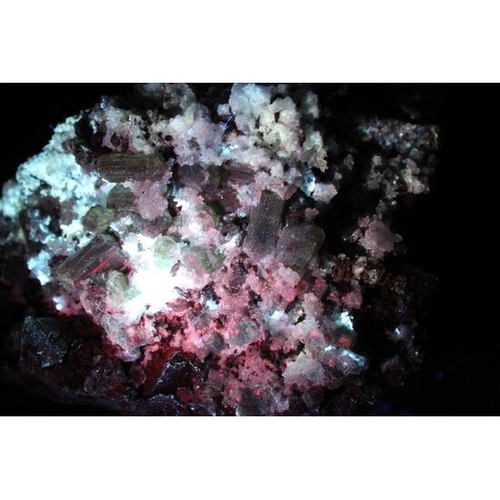 Apatite With Magnetite