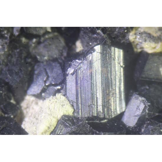 Magnesio-lucchesiite