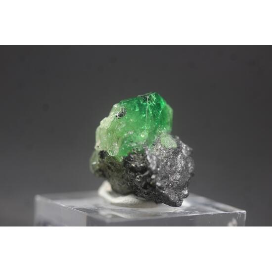Tsavorite & Graphite