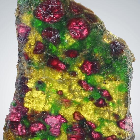 Pyrope With Chromian Diopside & Enstatite