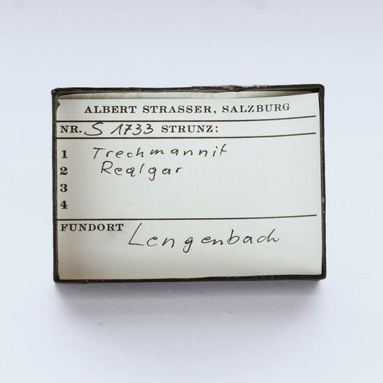 Trechmannite Realgar & Pyrite