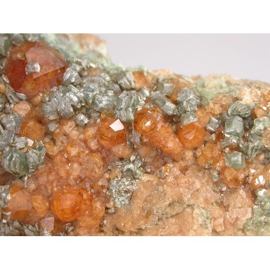 Grossular & Clinochlore