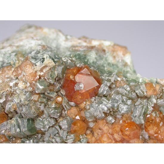 Grossular & Clinochlore