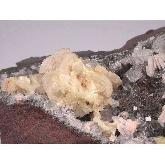 Baryte Dolomite Specularite & Quartz