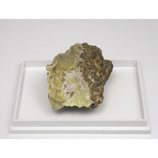 Smithsonite On Baryte