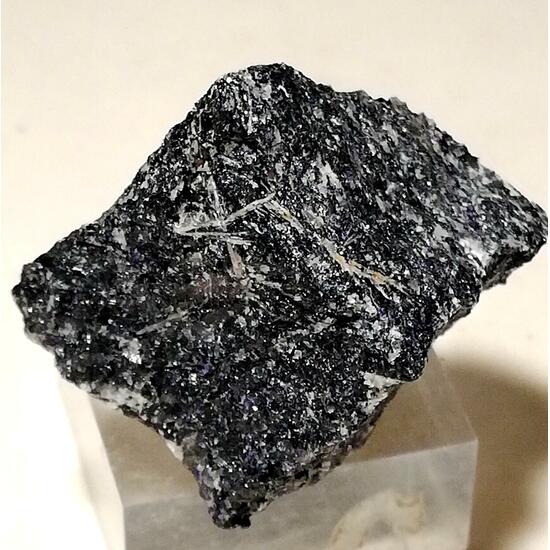 Rosenbuschite