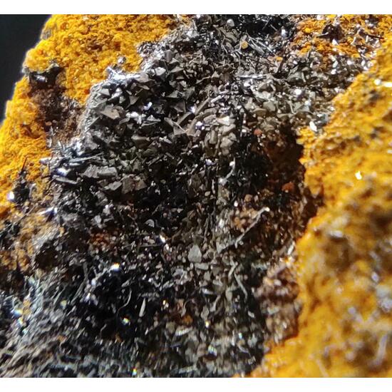 Descloizite & Plattnerite