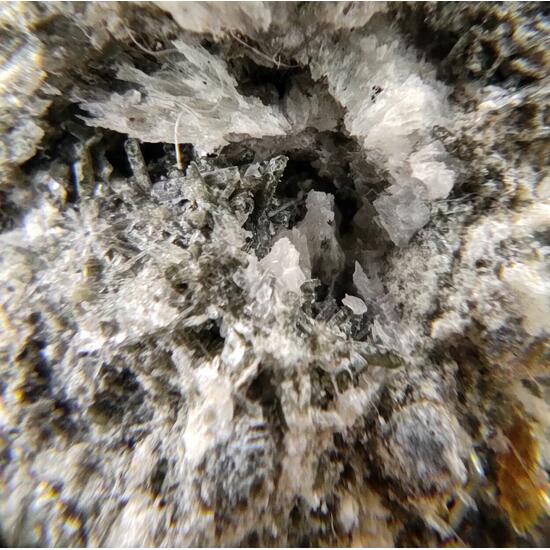 Analcime Titanite Calcite Hematite Prehnite & Actinolite