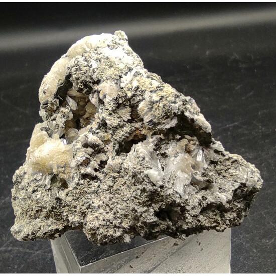 Titanite Prehnite Ferro-actinolite Albite & Tremolite