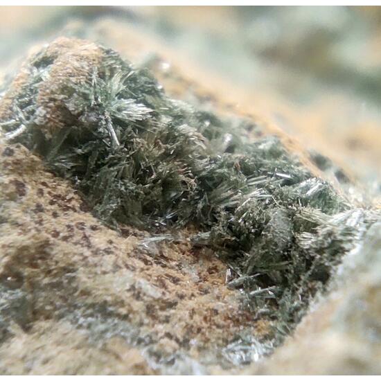 Pumpellyite & Dolomite